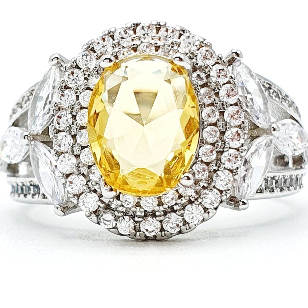 Noble Hollow Beautiful Oval Crystal Royal Yellow Cz Silver Ring For Women L073 115$